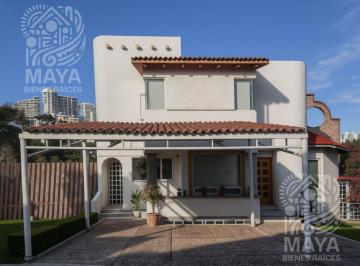 Casa · 351m² · 3 Recámaras · 2 Estacionamientos · Casa en Renta - Álamos 1ra Sección, Querétaro