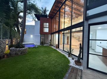 Casa de 4 habitaciones, Cuernavaca · Estrena Moderna Casa con Alberca Privada