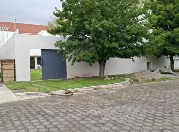 Terreno / Lote · 386m² · Terreno en La Providencia