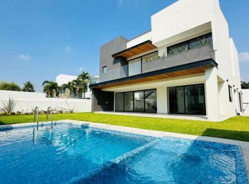 Casa de 4 habitaciones, Emiliano Zapata · Casa en Venta