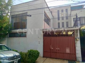 Casa · 350m² · 3 Recámaras · 1 Estacionamiento · Venta Casa, Lindavista, Gustavo A. Madero, Cdmx