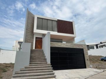 Casa de 3 habitaciones, Alvarado · Se Vende Casa Nueva con Alberca