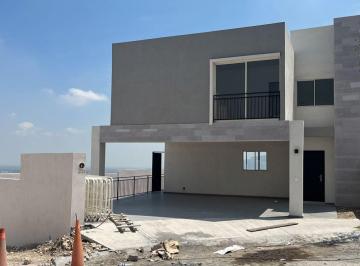 Casa de 3 habitaciones, García · Casa en Venta Cumbres