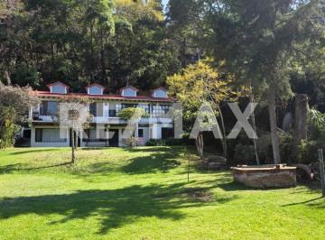 Casa · 210m² · 4 Recámaras · 2 Estacionamientos · Casa en Venta - (4)