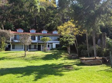 Casa · 210m² · 4 Recámaras · 2 Estacionamientos · Casa en Venta - (4)