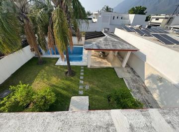 Casa · 467m² · 3 Recámaras · 4 Estacionamientos · Casa en Venta Carretera Nacional El Uro, Monterrey, Nuevo León