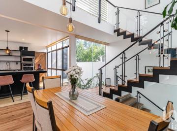 Casa · 299m² · 3 Recámaras · 4 Estacionamientos · Casa 3 Recámaras en Venta, Zona Norte