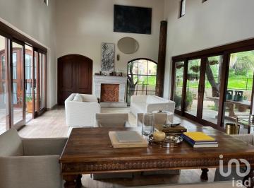 Casa · 800m² · 4 Recámaras · 2 Estacionamientos · Casa en Pre Venta San Miguel de Allende Guanajuato