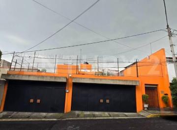 Casa · 479m² · 3 Recámaras · 4 Estacionamientos · Residencia en Venta en Av Explanada de Las Fuentes, Naucalpan, Edo Mex