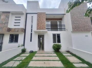 Casa en condominio · 105m² · 2 Recámaras · 2 Estacionamientos · Casa en Venta, Fraccionamiento Lomas de La Peña, Tarímbaro, Michocán