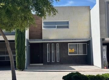 Casa de 3 habitaciones, Aguascalientes · Casa en Renta en La Perla Ags