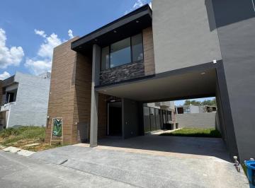 Casa · 265m² · 3 Recámaras · 2 Estacionamientos · Casa en Venta en Altares Residencial, Santiago N. L.