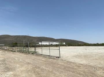 Terreno / Lote · 13098m² · 20 Estacionamientos · Terreno en Renta en Garcia