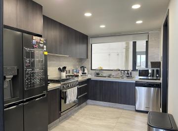 Departamento · 180m² · 2 Recámaras · 2 Estacionamientos · Departamento en Venta en Interlomas