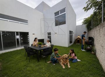 Casa de 3 habitaciones, Salamanca · Casa en Venta, Col. San Jacinto, Excelente Oportunidad Estrena Tu Casa Hoy Mismo