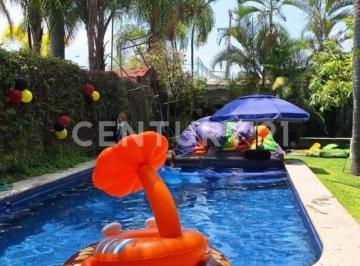 Casa · 129m² · 2 Recámaras · 6 Estacionamientos · Casa en Venta en Villa Corona