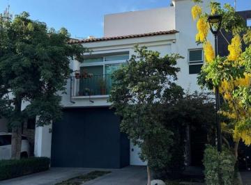 Casa de 4 habitaciones, Zapopan · Casa en Venta Rinconada Vallarta