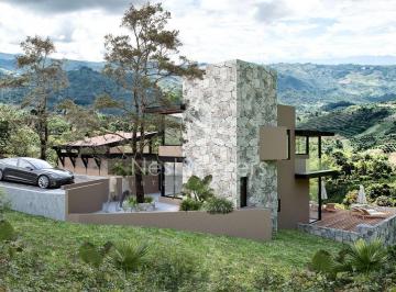 Casa en condominio de 4 habitaciones, Valle de Bravo · Casa en Venta en Valle de Bravo