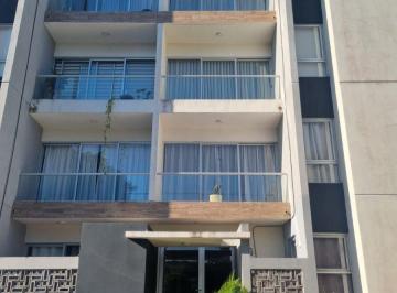 Departamento de 2 habitaciones, Medellín · Departamento en Venta en Playa de Vacas.