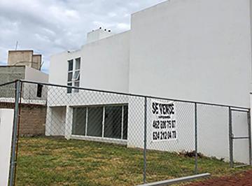 Terreno / Lote , Irapuato · Terreno/casa Venta en Exclusiva Privada