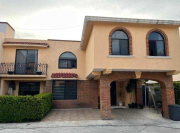 Casa en condominio · 320m² · 3 Recámaras · 2 Estacionamientos · Casa en Venta, Fraccionamiento Campestre Santa Ana Ll, Toluca, Estado de México - (4)