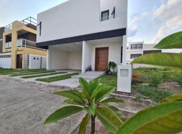 Casa de 3 habitaciones, Alvarado · Casa en Venta Nueva en Fracc. Punta Tiburón