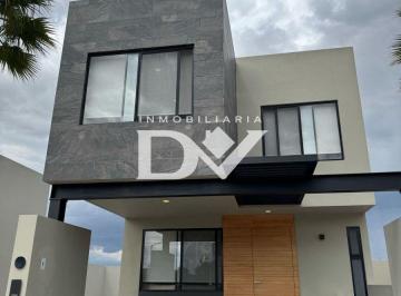 Casa de 3 habitaciones, Ocoyucan · Casa en Venta en Lomas de Angelopolis 3 de 3 Habitaciones Cluster con Alberca