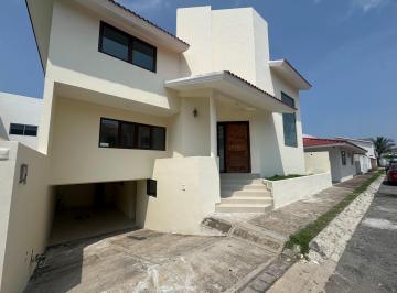 Casa de 3 habitaciones, Alvarado · Casa en Venta/renta El Sendero Riviera Veracruzana | Arlette Flores