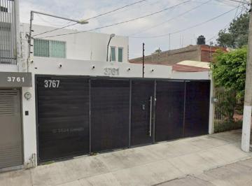 Casa de 3 habitaciones, Zapopan · Casa en Venta en La Calma Zapopan ¡Excelente Oportunidad de Inversiòn Recuperaciòn Hipotecaria!
