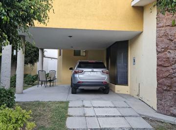 Casa de 3 habitaciones, Querétaro · Casa en Venta El Pedregal Queretaro