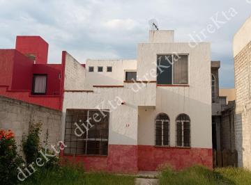 Casa de 3 habitaciones, Corregidora · Casa en Pueblito Colonial, Corregidora – 2 Recámaras, Estudio/rec en Pb, ¡Haz Tu Oferta!