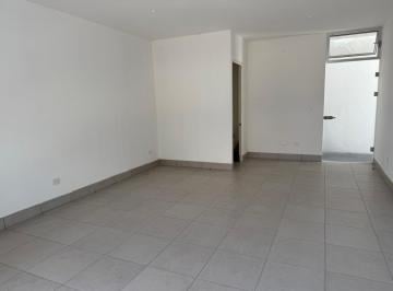 Local comercial · 32m² · Locales en Renta en Plaza Santa Teresa