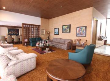 Casa de 5 habitaciones, Naucalpan de Juárez · Casa en Venta en Lomas Hipódromo