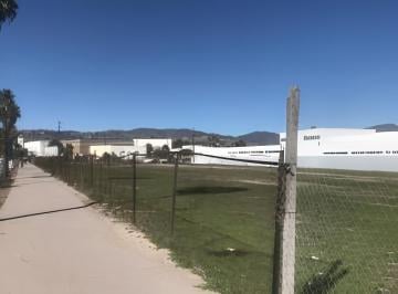 Terreno con excelente ubicacion cuenta con una superficie de 1,600 metros cuadra · Renta de Terreno en Blv. Costero