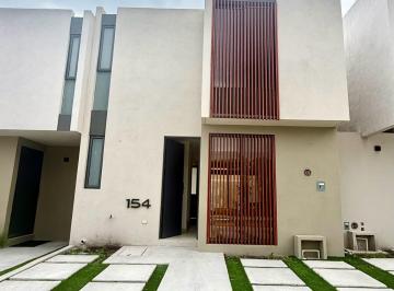 Casa · 114m² · 3 Recámaras · 2 Estacionamientos · Casa Almeria en Ziré Querétaro
