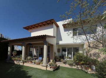 Casa · 351ha · 3 Recámaras · 2 Estacionamientos · Casa en Renta Alamos Primera Seccion