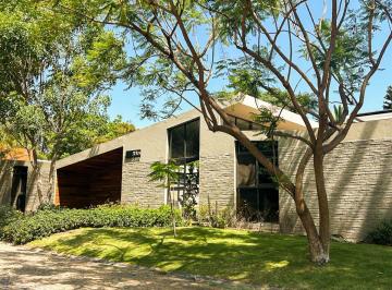 Casa de 3 habitaciones, Zapopan · Rancho Contento Casa Venta