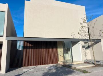 Casa de 3 habitaciones, Querétaro · Casa Venta Campanario Norte Queretaro