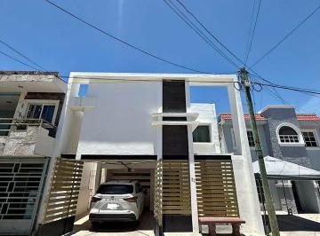 Casa de 4 habitaciones, Carmen · Renta de Casa en Fraccionamiento San Joaquin Ciudad del Carmen