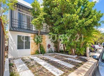 Casa · 190m² · 3 Recámaras · 2 Estacionamientos · Casa en Venta en Aldea Kaan Puerto Morelos Quintana Roo