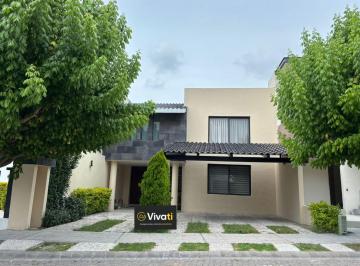 Casa de 4 habitaciones, Aguascalientes · Venta Casa Coto San Nicolás Aguascalientes