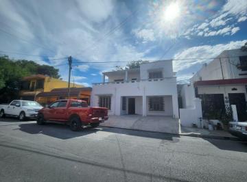 Oficina · 282m² · 3 Recámaras · 5 Estacionamientos · Casa - Oficina en Renta, Col. Regina, Centro, Monterrey, N. L.
