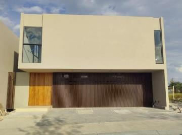 Casa de 3 habitaciones, Querétaro · Casa Venta Campanario Norte Querétaro