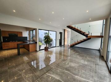 Casa · 250m² · 4 Recámaras · 2 Estacionamientos · Casa en Fraccionamiento en La Pradera Cuernavaca - Maz - 2426 - Fr