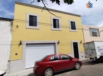 Edificio · 469m² · Edificio en Venta en Calle Constutucion Durango