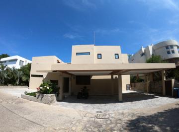 Villa de 5 habitaciones, Acapulco de Juárez · Villa en Venta en Real Diamante, con Vista a Puerto Marques