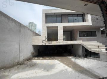 Casa · 1000m² · 4 Recámaras · 9 Estacionamientos · Casa en Venta en Boque de Tabachines, Bosques de Las Lomas, Cuajimalpa de Morelos