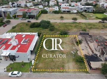 Terreno / Lote · 848m² · Terreno en Venta en El Campanario Queretaro