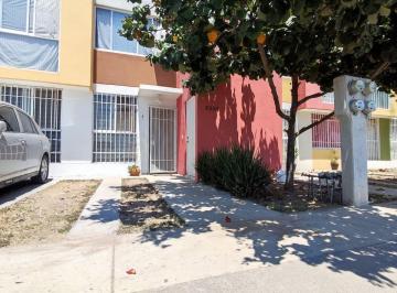 Dúplex de 2 habitaciones, Zapopan · Calle Av Quetzal No. 2295 Int. 1 Casa Duplex Pl Baja Fracc Parques de Las Aves Zapopan