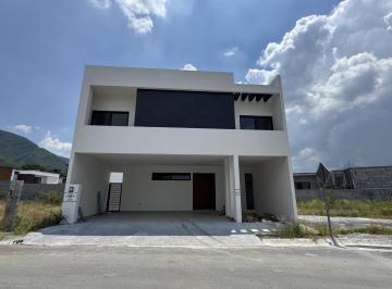 Casa · 402m² · 4 Recámaras · 2 Estacionamientos · Casa en Venta en Pedregal de La Montaña, Monterrey, Zona del Uro